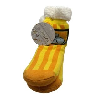 Warner Bros. Harry Potter Yellow and Black fleece lined gripper Socks